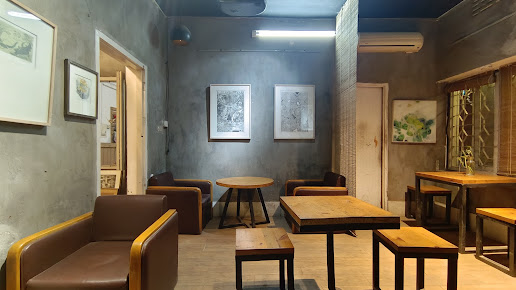 The cafe lobby at Shunno